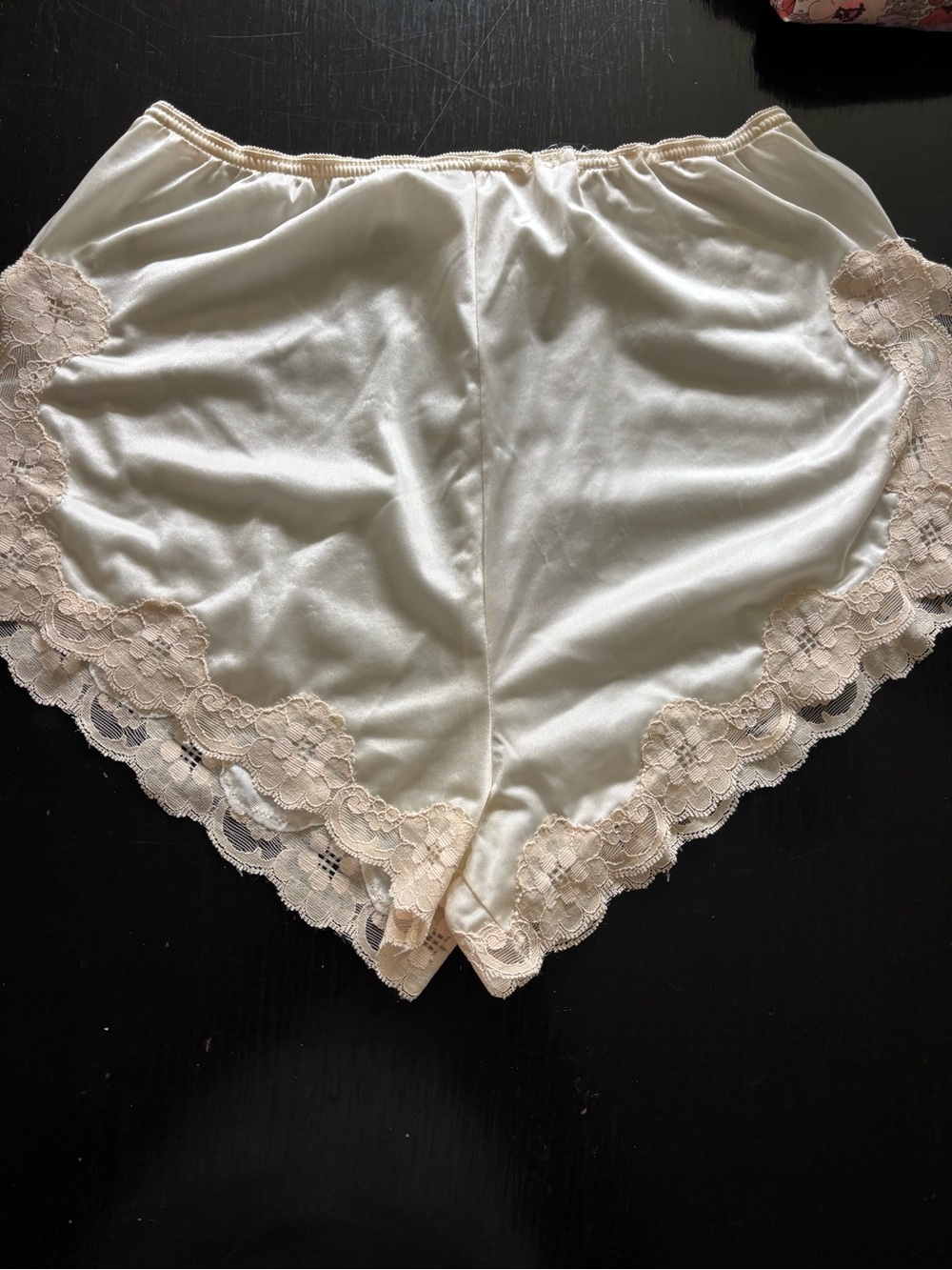 Cream Satin Lace-Trim Sleep Shorts
